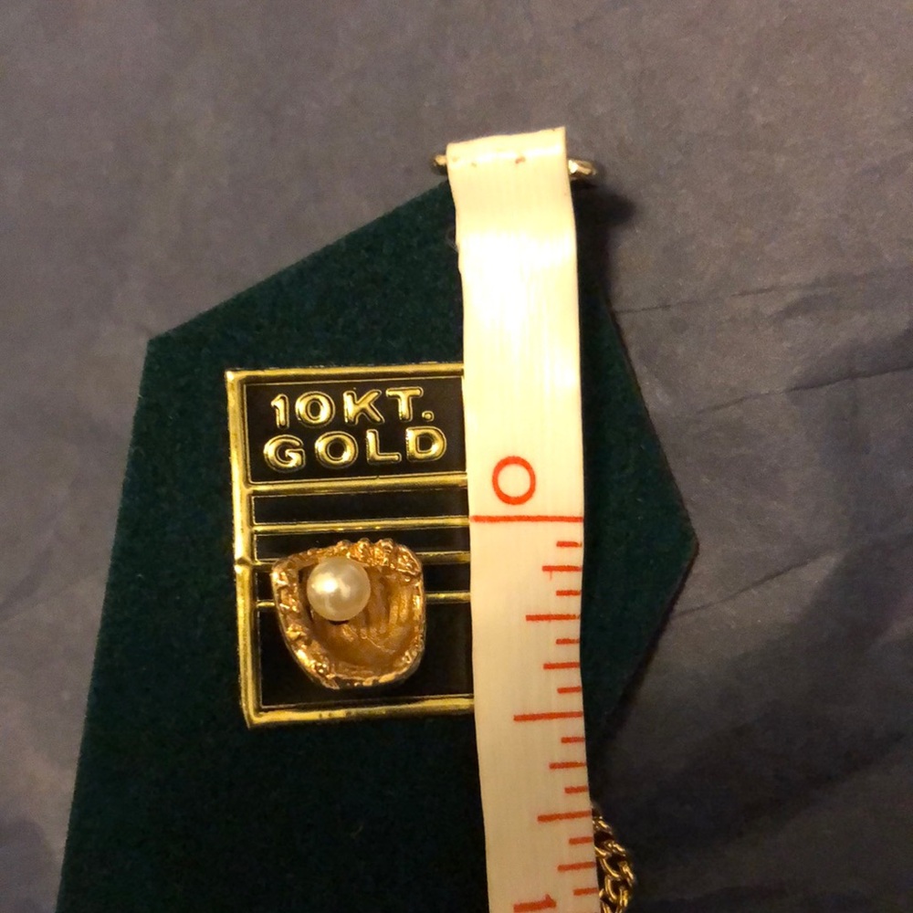 10kt baseball genuine pearl mitt glove tie tack softball pitcher - Picture 10 of 12